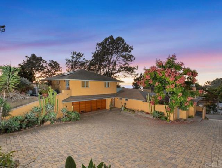 5 Bed Home for Sale in Del Mar, California