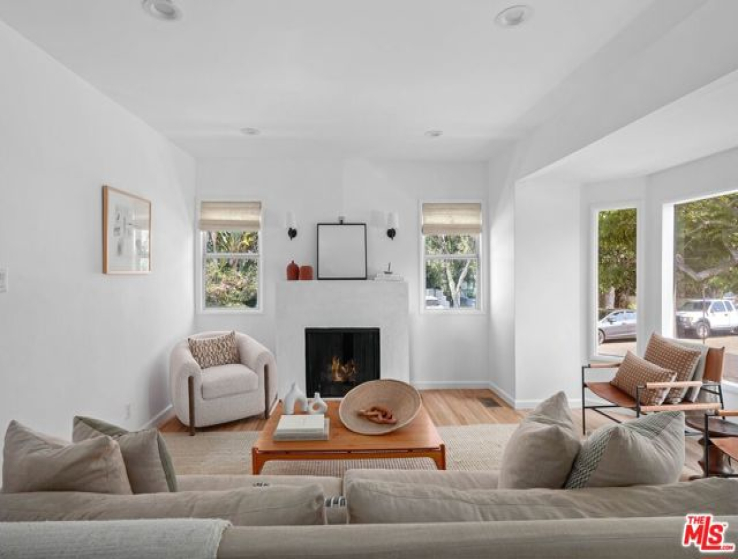 3 Bed Home for Sale in Pacific Palisades, California