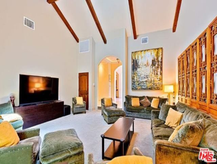 4 Bed Home for Sale in Beverly Hills, California