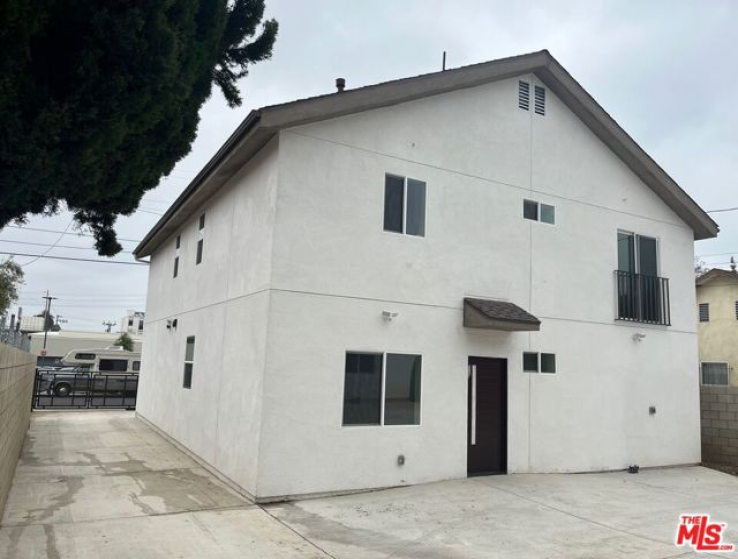 3 Bed Home to Rent in Los Angeles, California