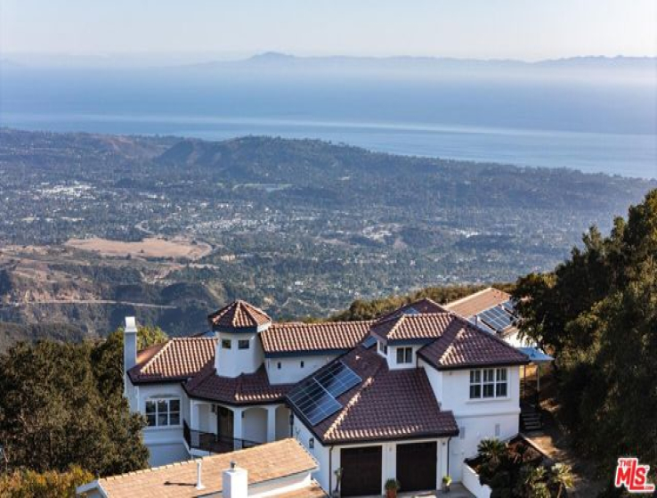 5 Bed Home for Sale in Santa Barbara, California