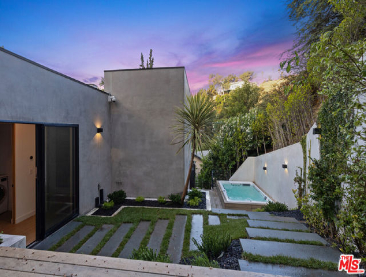 4 Bed Home for Sale in Los Angeles, California