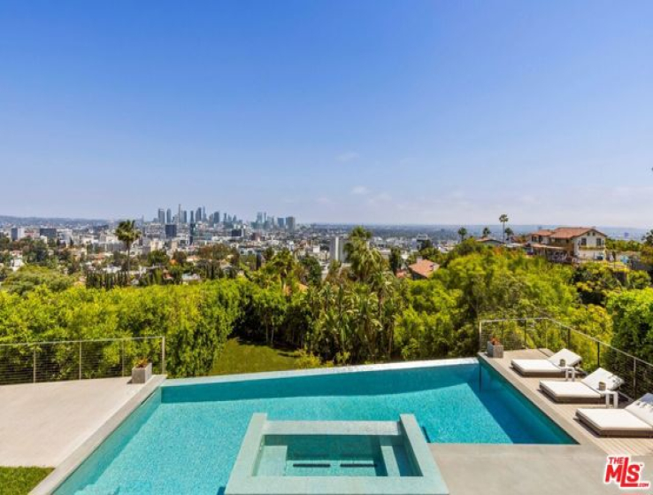 4 Bed Home for Sale in Los Angeles, California