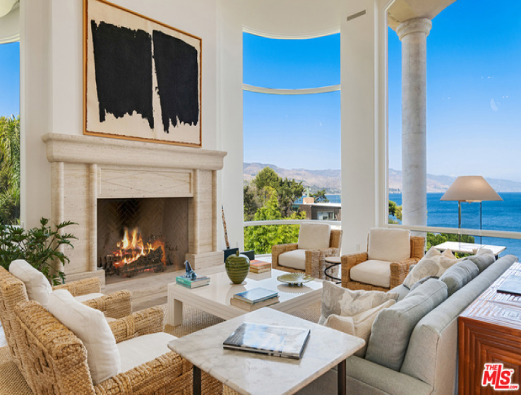 6 Bed Home for Sale in Malibu, California