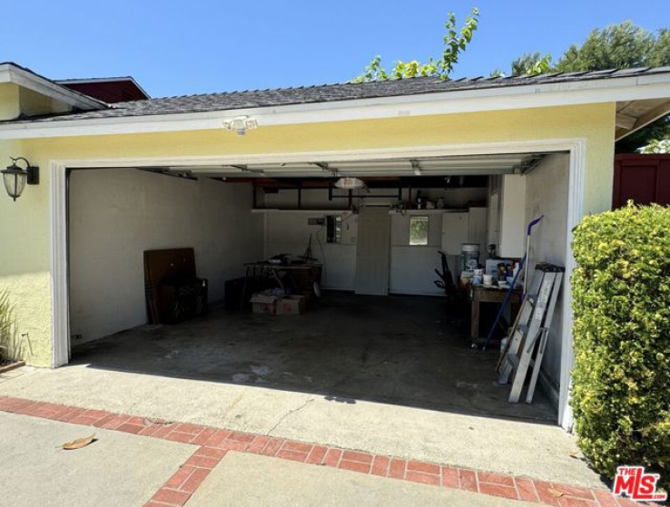 2 Bed Home to Rent in Los Angeles, California