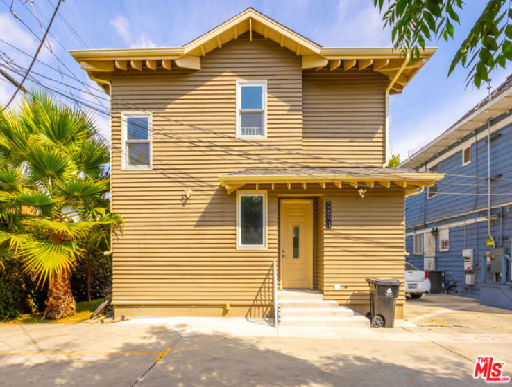  Income Home for Sale in Los Angeles, California