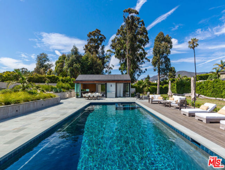 7 Bed Home for Sale in Malibu, California