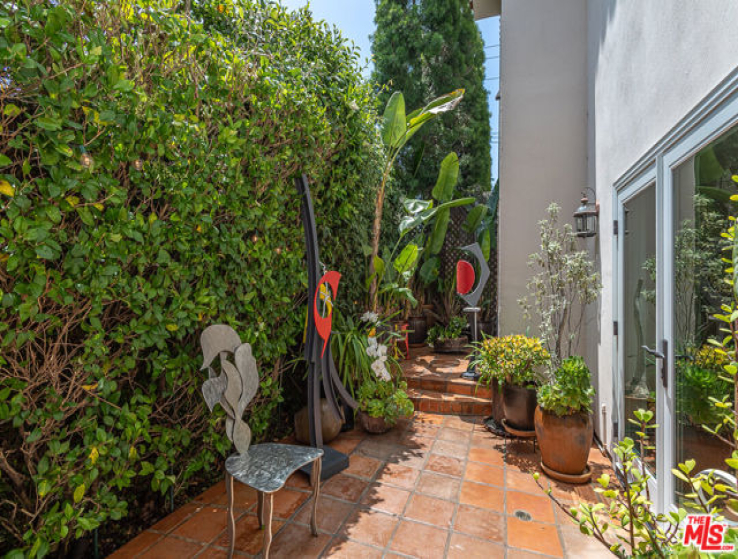 2 Bed Home for Sale in Santa Monica, California