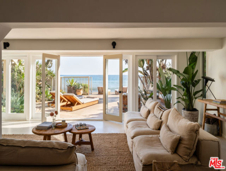 4 Bed Home for Sale in Malibu, California