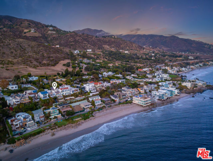 4 Bed Home for Sale in Malibu, California