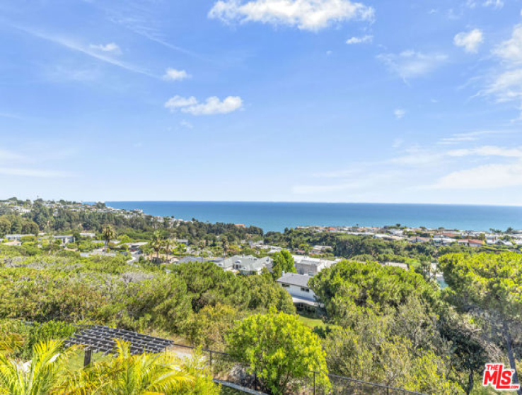 4 Bed Home for Sale in Pacific Palisades, California