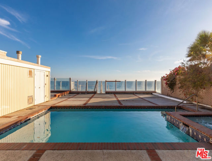 5 Bed Home for Sale in Malibu, California