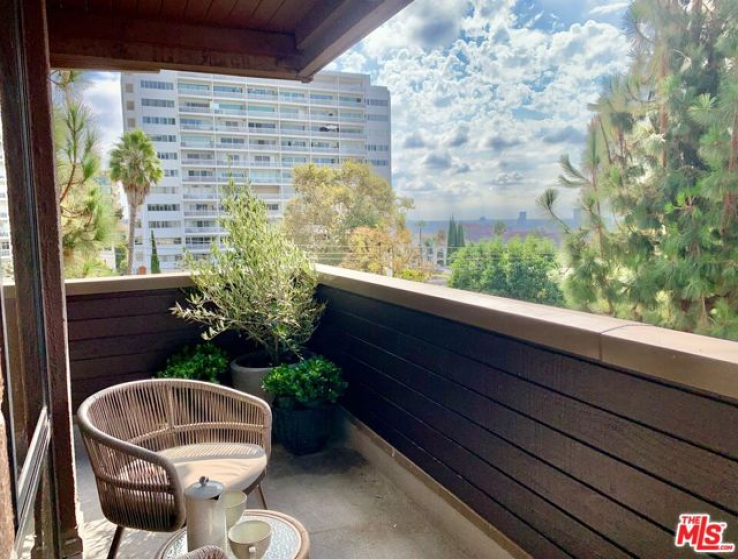 2 Bed Home for Sale in West Hollywood, California