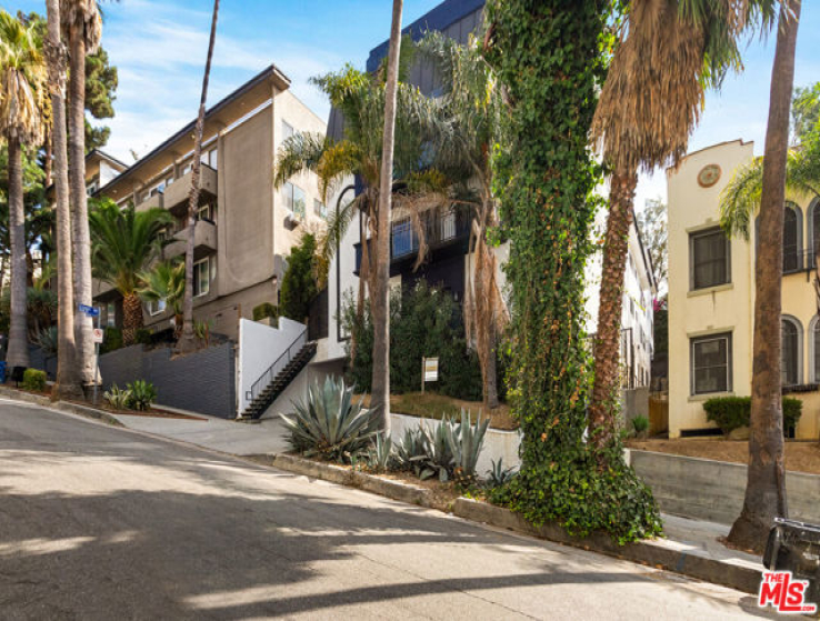  Income Home for Sale in Los Angeles, California