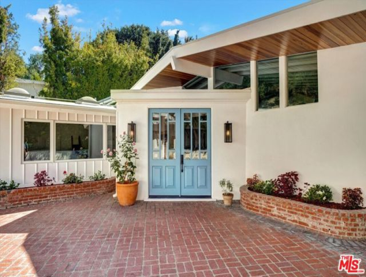 3 Bed Home for Sale in Beverly Hills, California