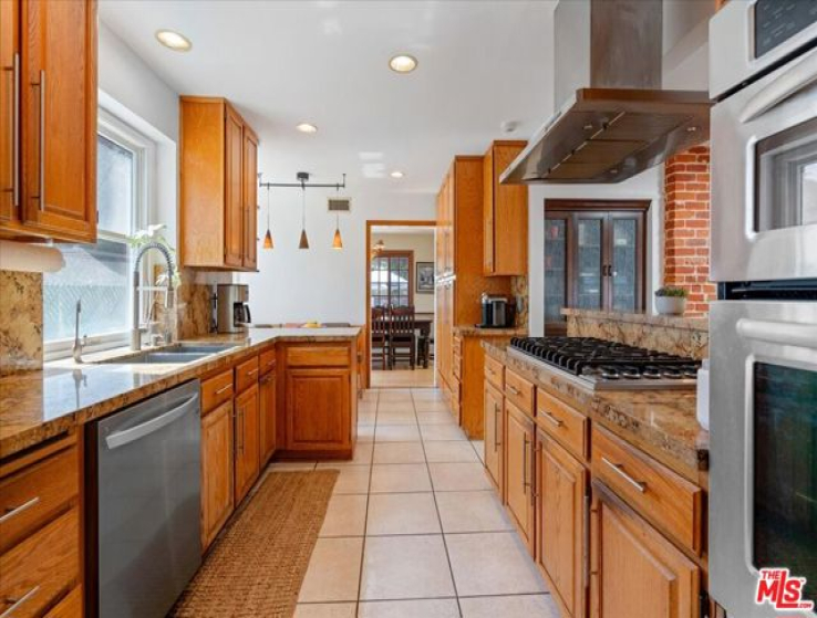 3 Bed Home for Sale in Los Angeles, California