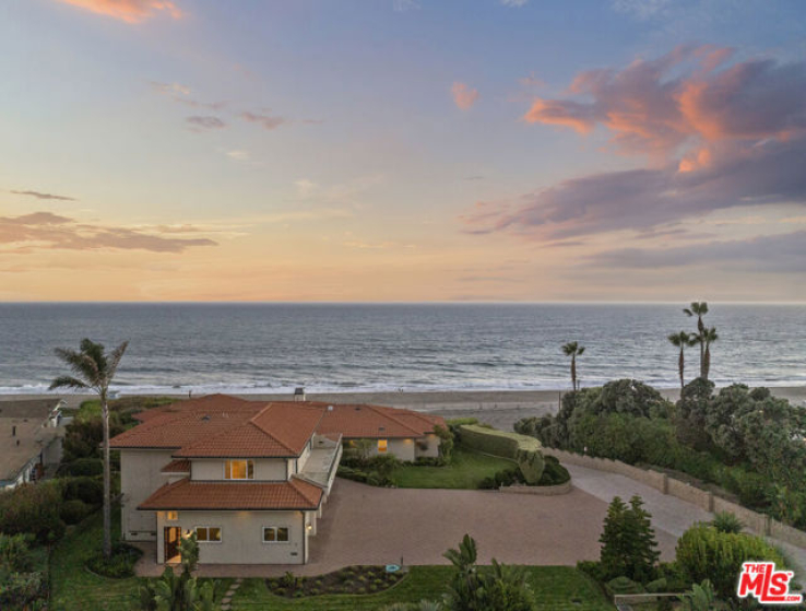 3 Bed Home for Sale in Malibu, California