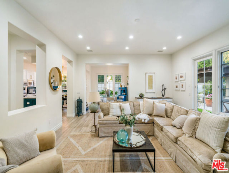 5 Bed Home for Sale in Calabasas, California