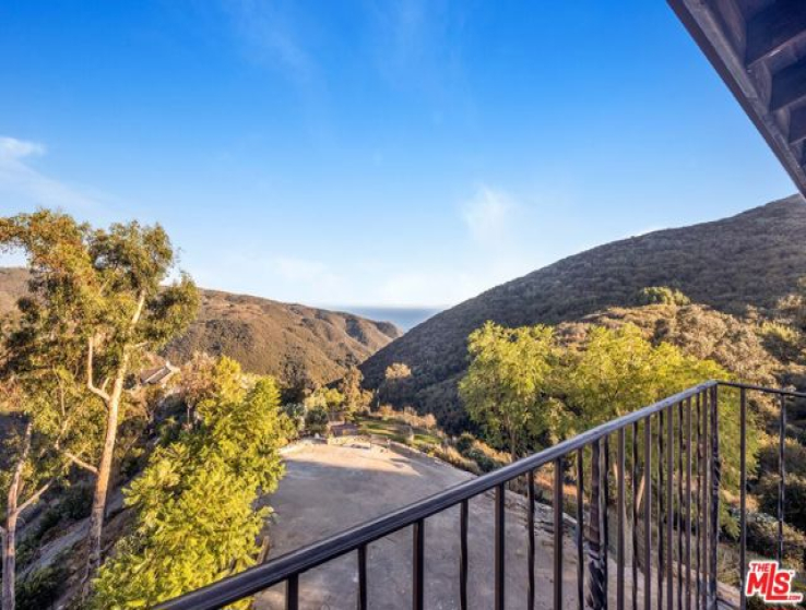 4 Bed Home for Sale in Malibu, California