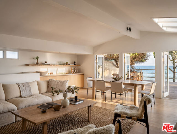 4 Bed Home for Sale in Malibu, California