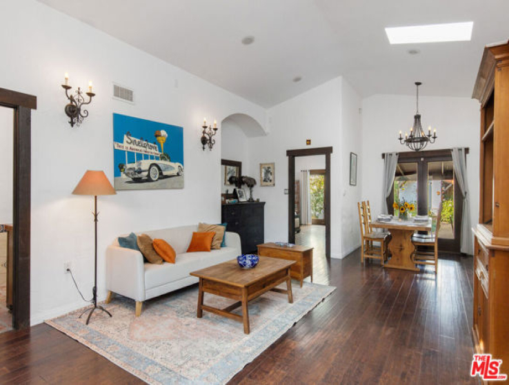 2 Bed Home for Sale in Los Angeles, California