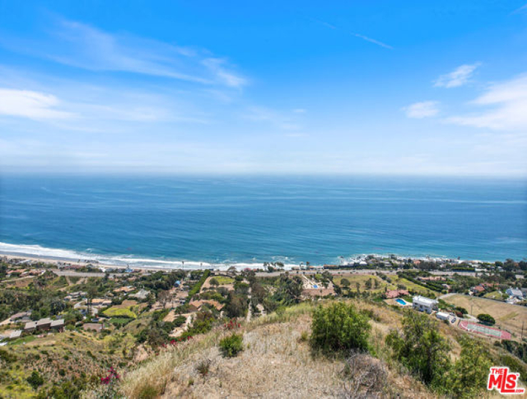  Land for Sale in Malibu, California