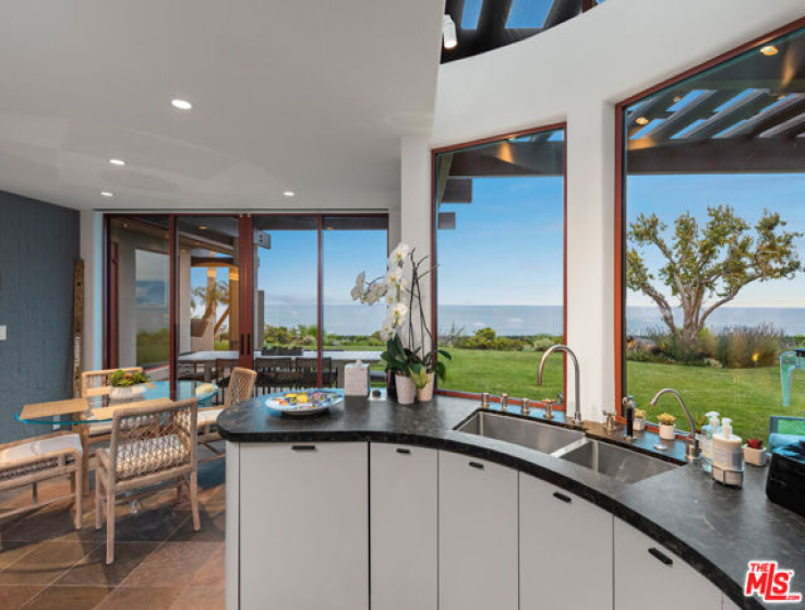 5 Bed Home for Sale in Malibu, California