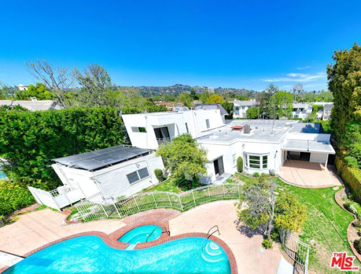 6 Bed Home for Sale in Beverly Hills, California