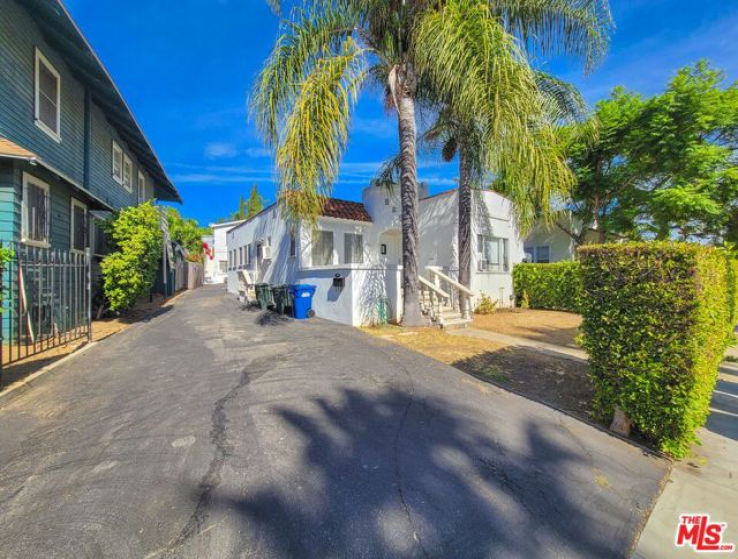  Income Home for Sale in West Hollywood, California