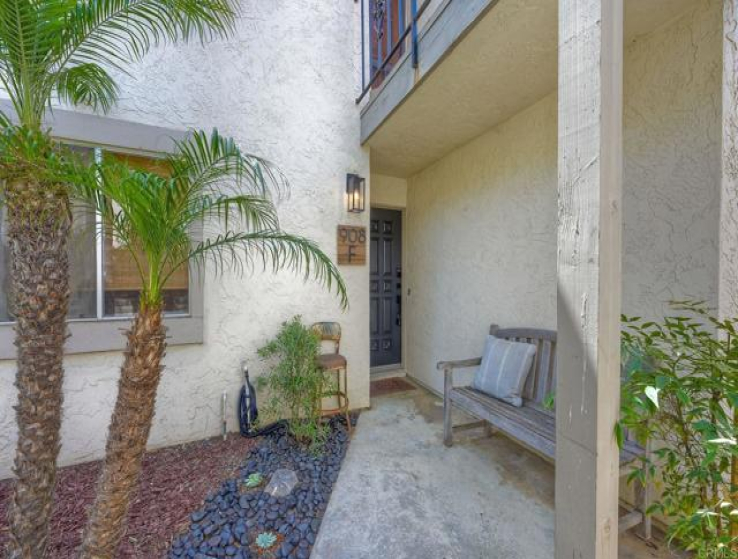 2 Bed Home to Rent in Carlsbad, California