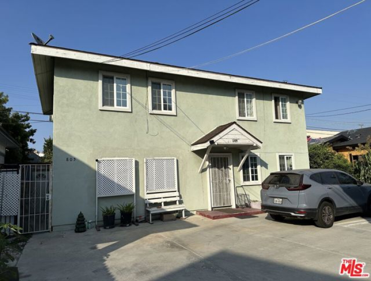  Income Home for Sale in Los Angeles, California