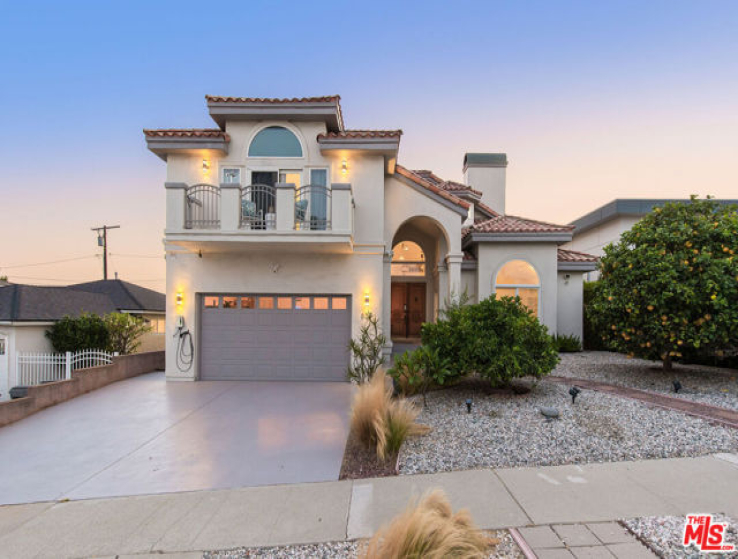 6 Bed Home for Sale in Redondo Beach, California