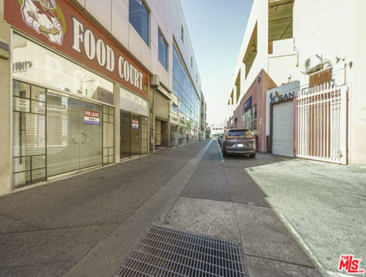  Commercial for Sale in Los Angeles, California