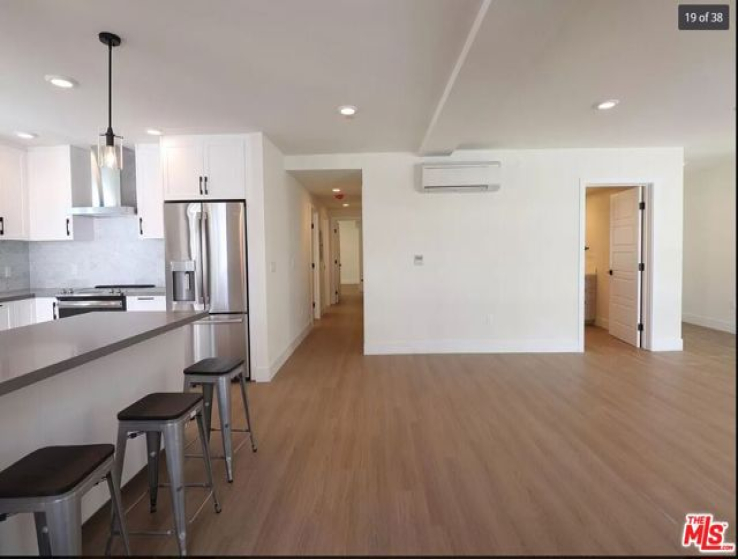 3 Bed Home to Rent in Los Angeles, California