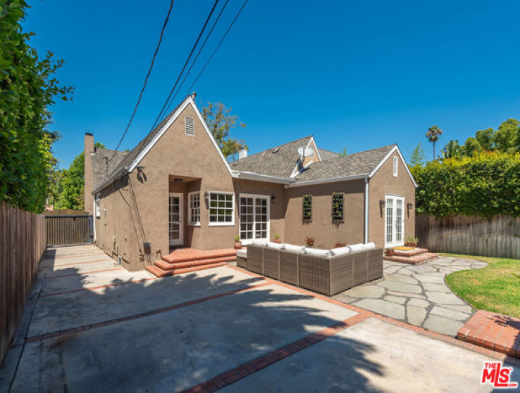 3 Bed Home for Sale in Los Angeles, California