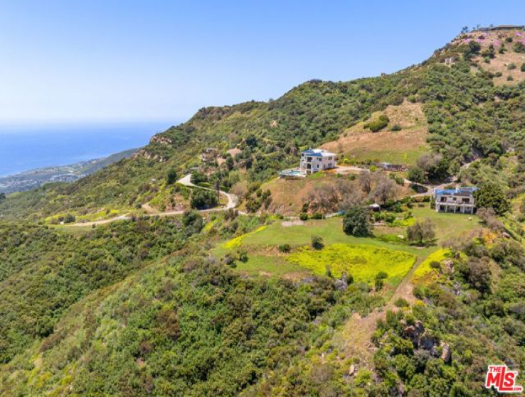 5 Bed Home for Sale in Malibu, California