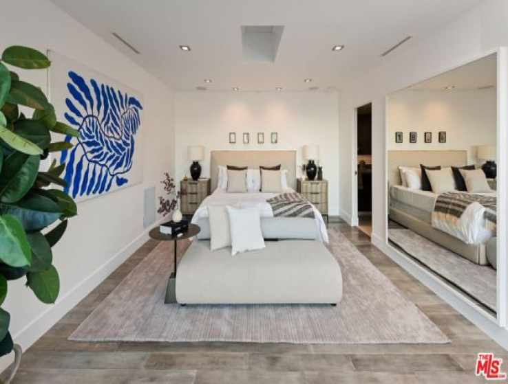 3 Bed Home for Sale in Beverly Hills, California