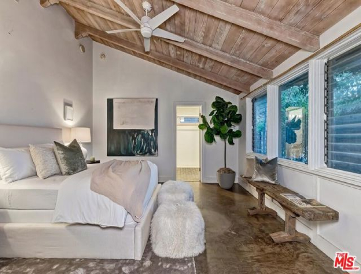 3 Bed Home for Sale in Beverly Hills, California