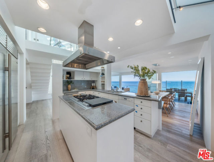 4 Bed Home for Sale in Malibu, California