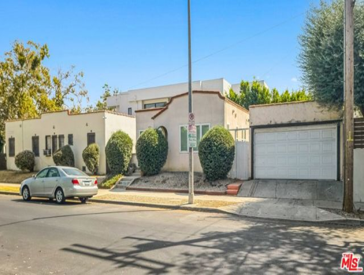  Income Home for Sale in Los Angeles, California