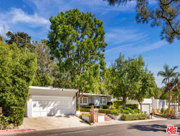 3 Bed Home for Sale in Los Angeles, California