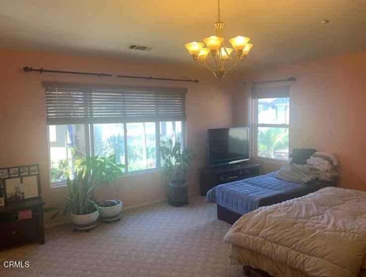 4 Bed Home to Rent in Oxnard, California