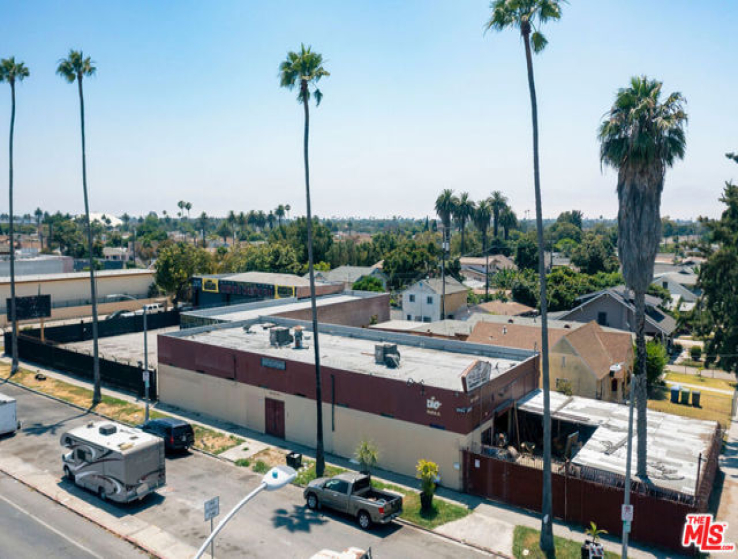  Commercial for Sale in Los Angeles, California