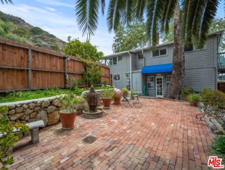 7 Bed Home for Sale in Malibu, California