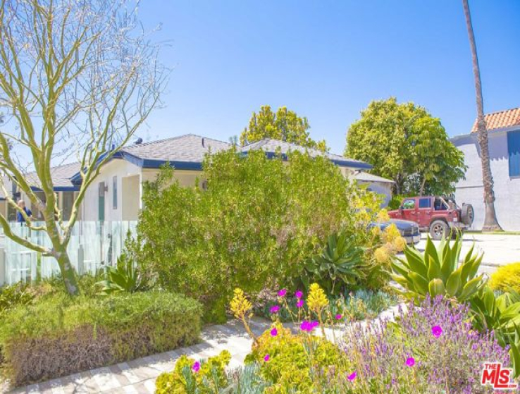  Income Home for Sale in Santa Monica, California