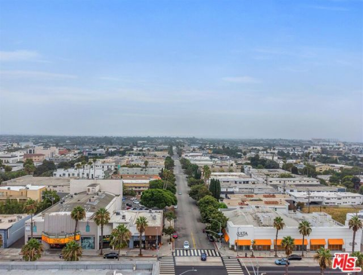  Commercial for Sale in Santa Monica, California