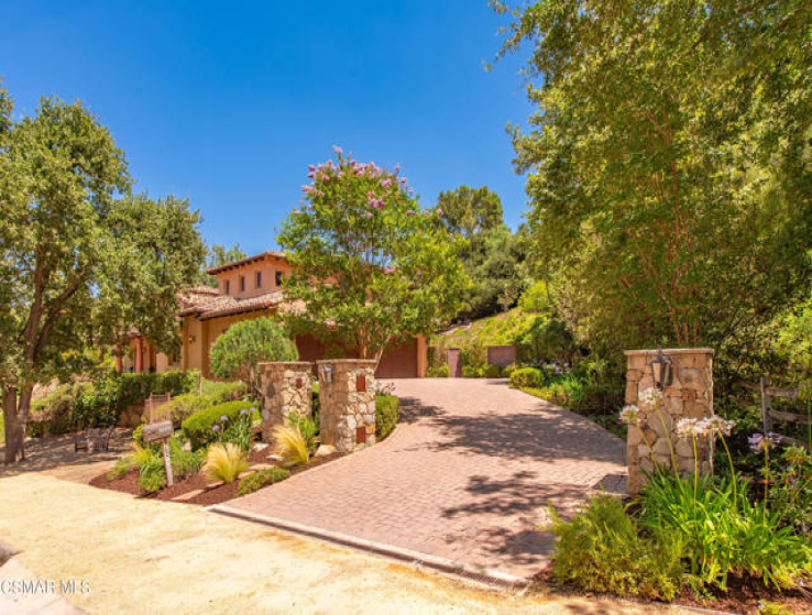 5 Bed Home for Sale in Agoura Hills, California