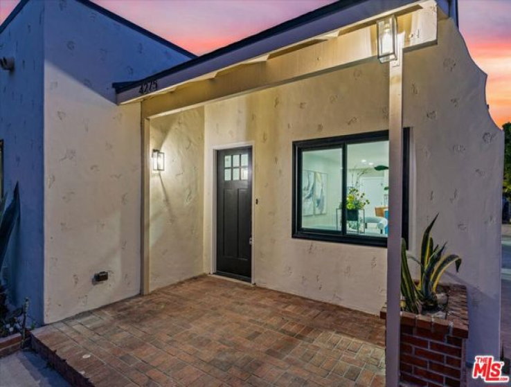 4 Bed Home for Sale in Los Angeles, California