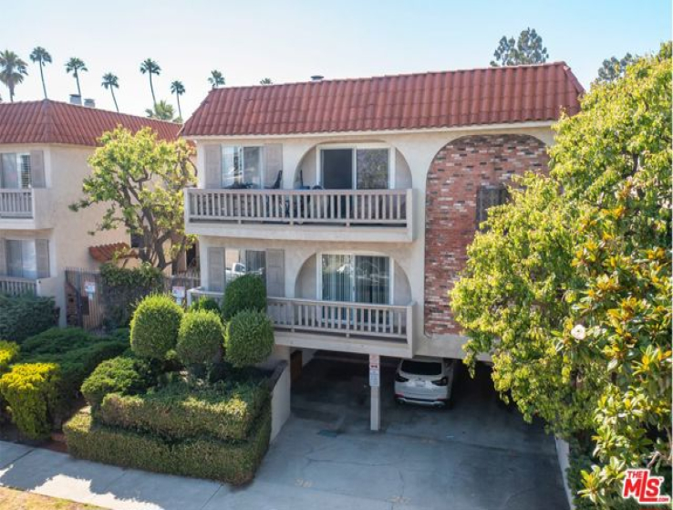  Income Home for Sale in Los Angeles, California