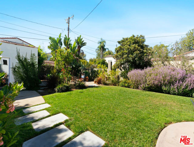 3 Bed Home for Sale in Santa Monica, California